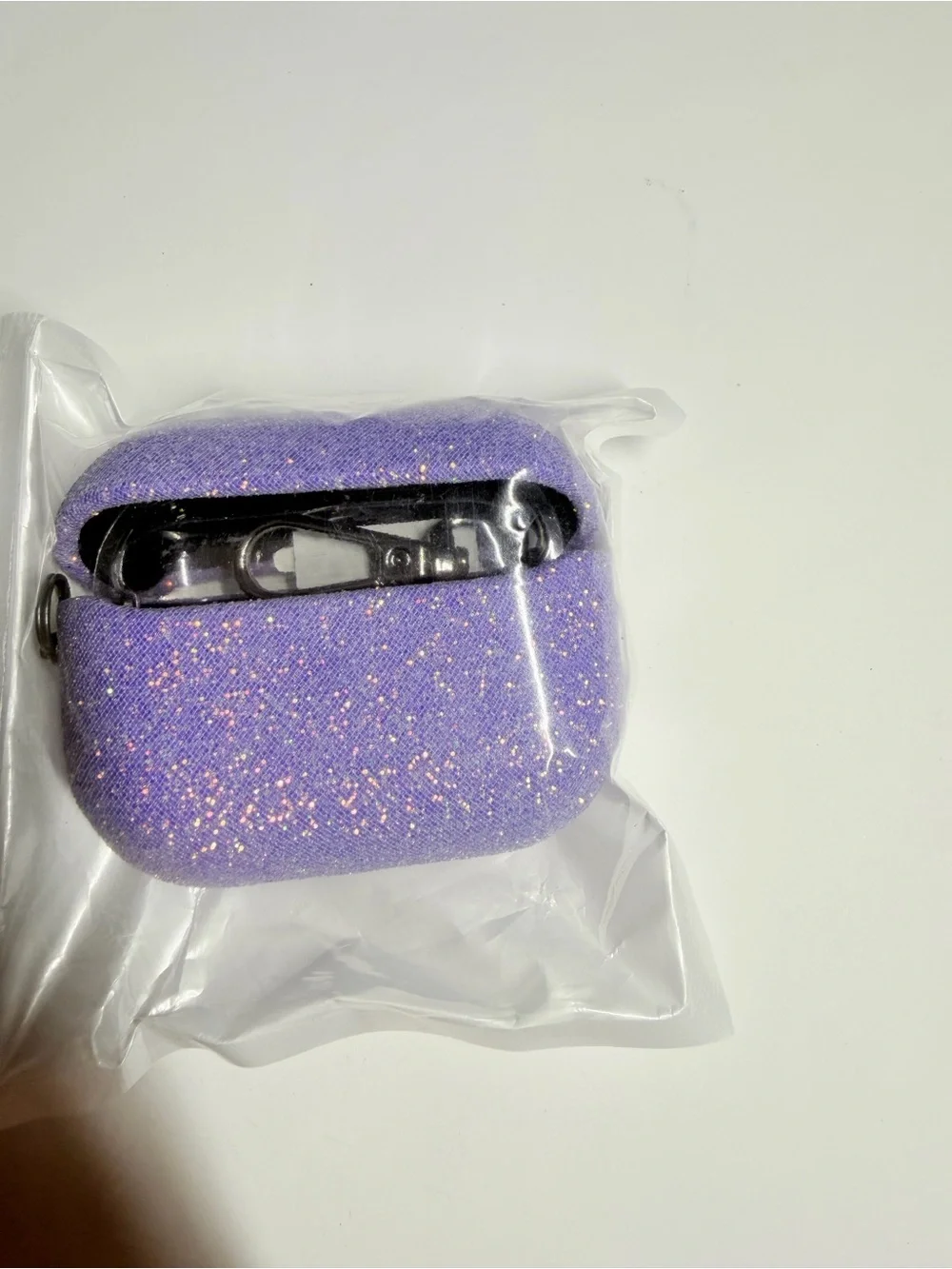 Purple Glitter Protective Case for Wireless Earbuds AirPods Pro3